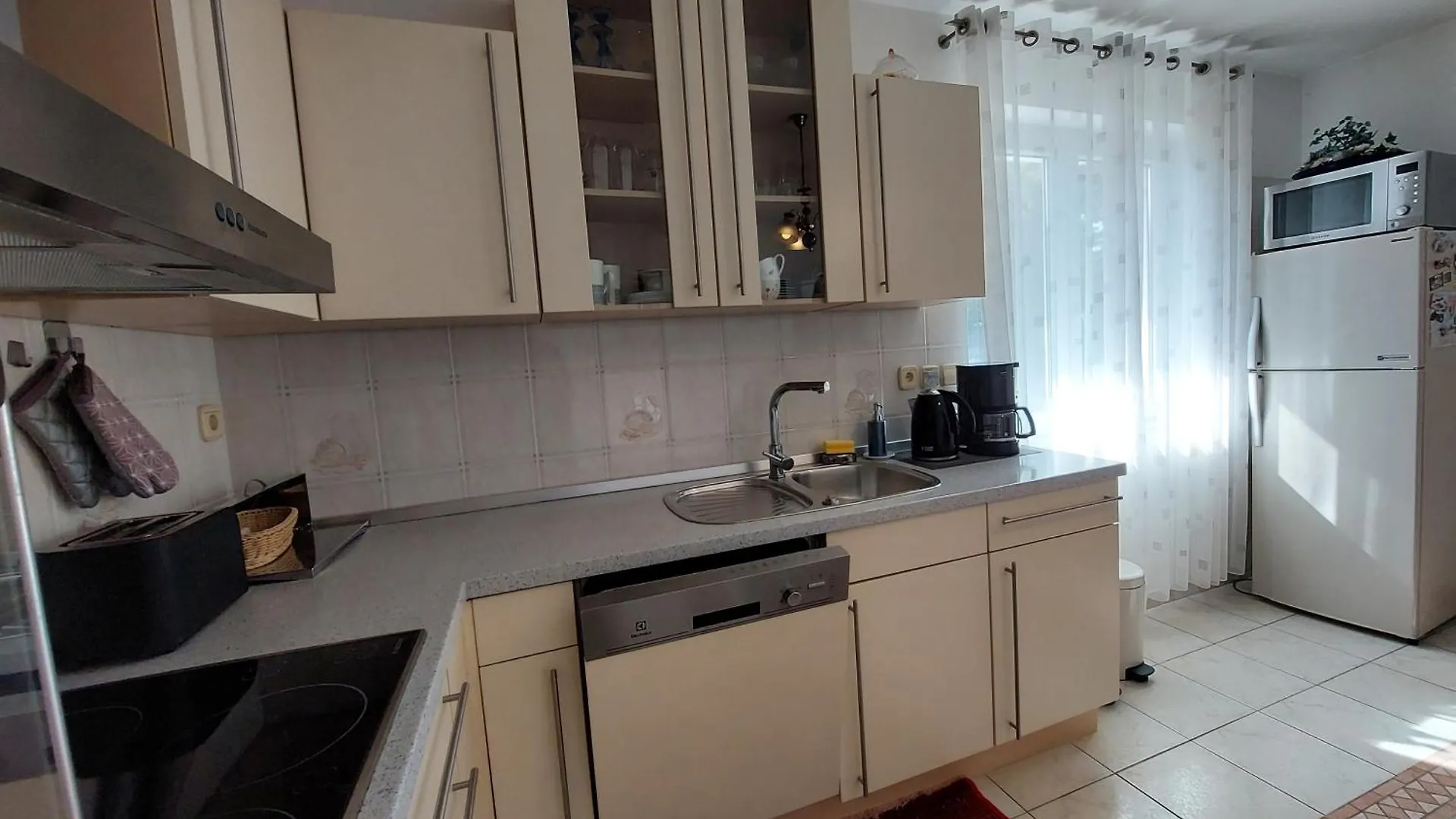 Apartments With A Parking Space Nska, Krk - 22892 Malinska
