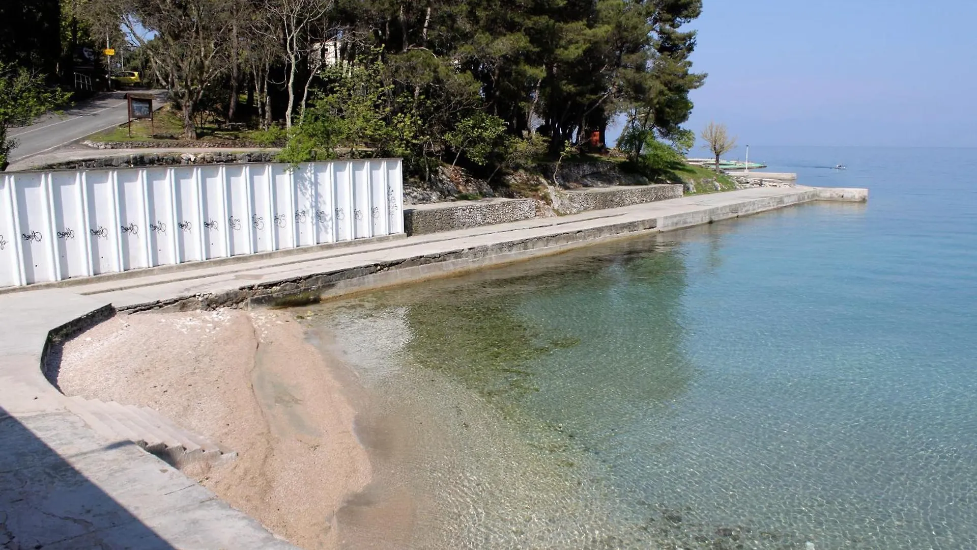 Apartments With A Parking Space Nska, Krk - 22892 Malinska 0*,  Croatia