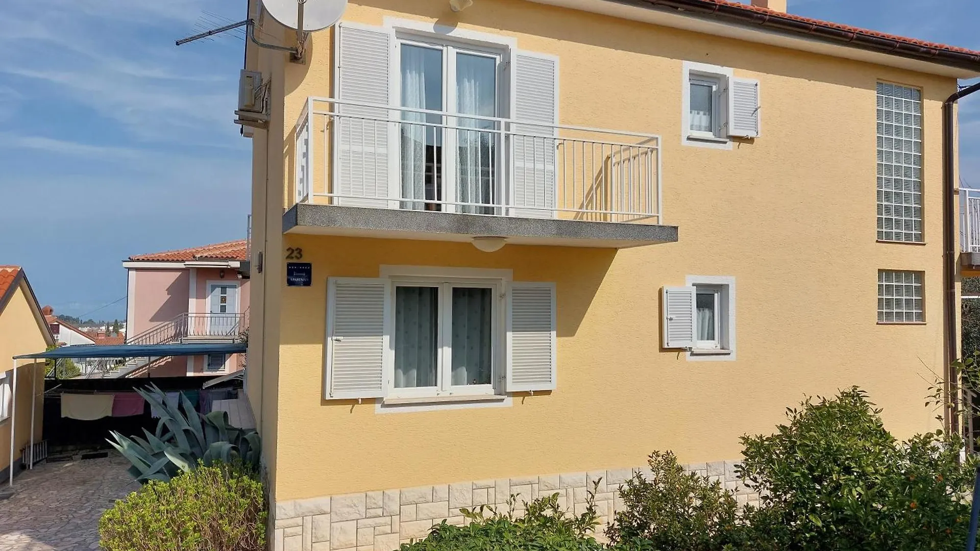Apartments With A Parking Space Nska, Krk - 22892 Malinska Croatia