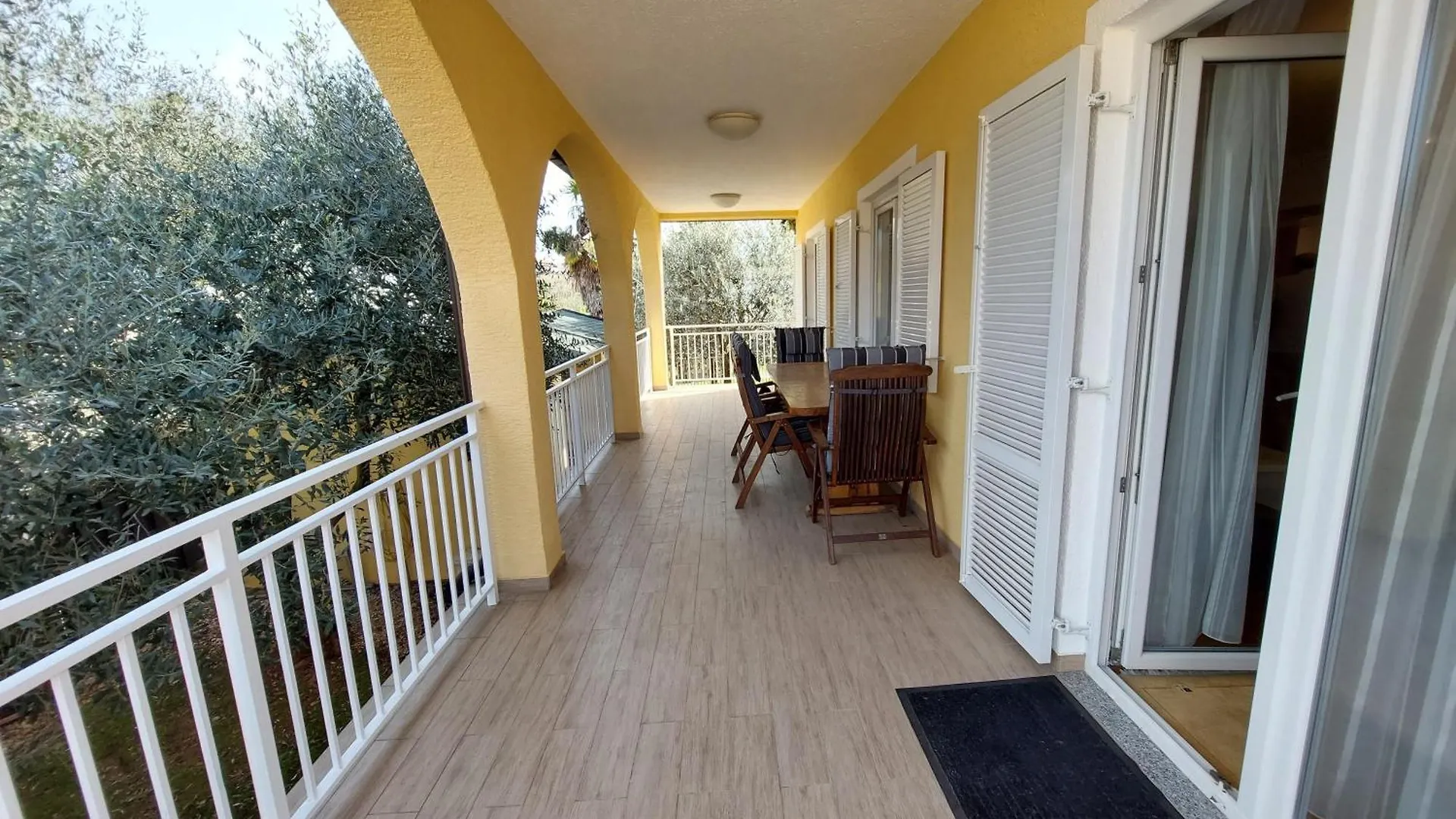 Apartments With A Parking Space Nska, Krk - 22892 Malinska